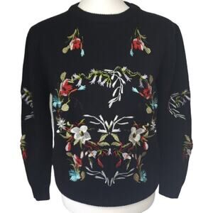 Haute Rogue Embroidered Floral Sweater Black Size‎ M